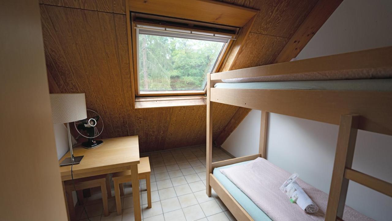Delemont Youth Hostel Exterior photo